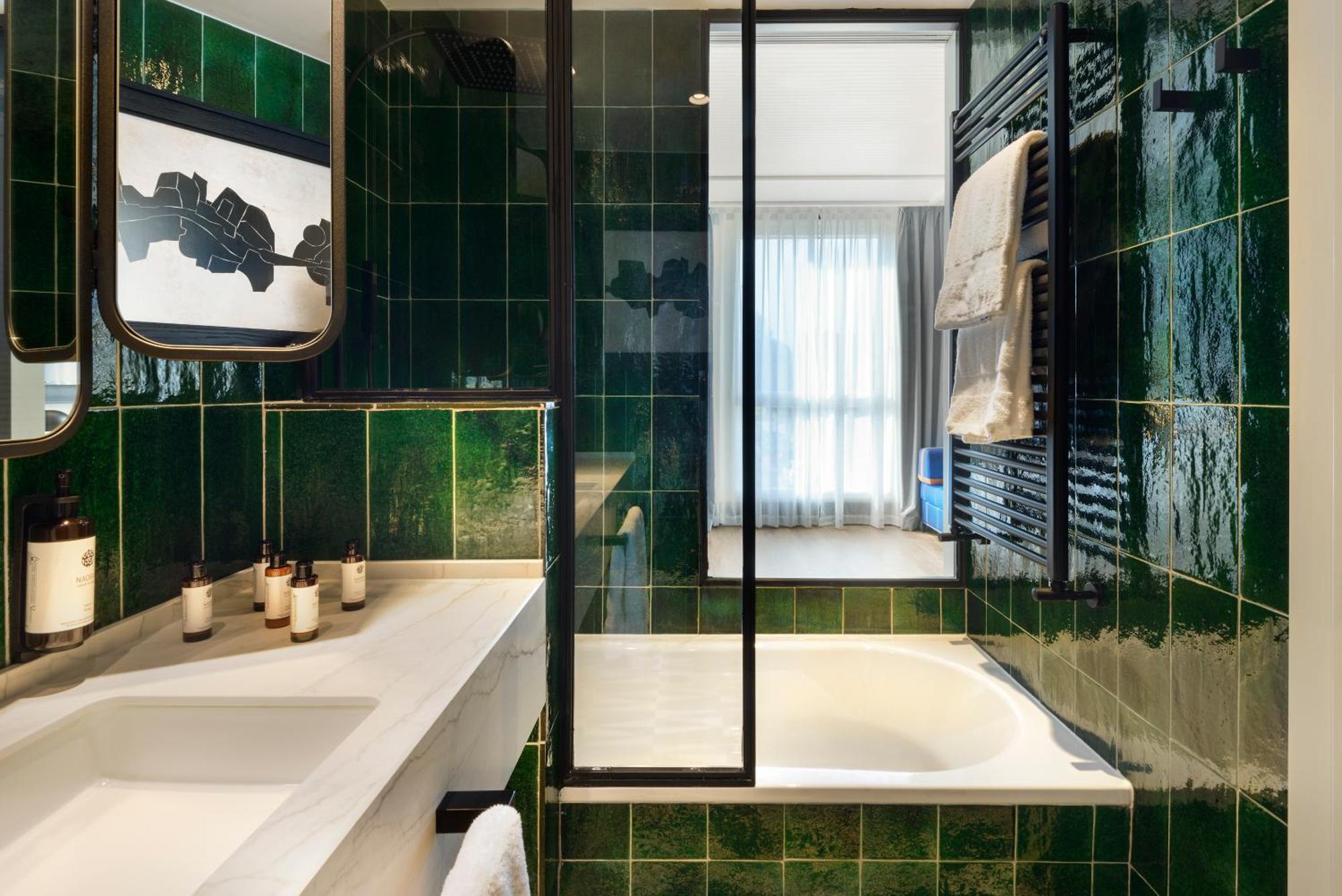 Hotel Tres Reyes San Sebastian Ngoại thất bức ảnh
