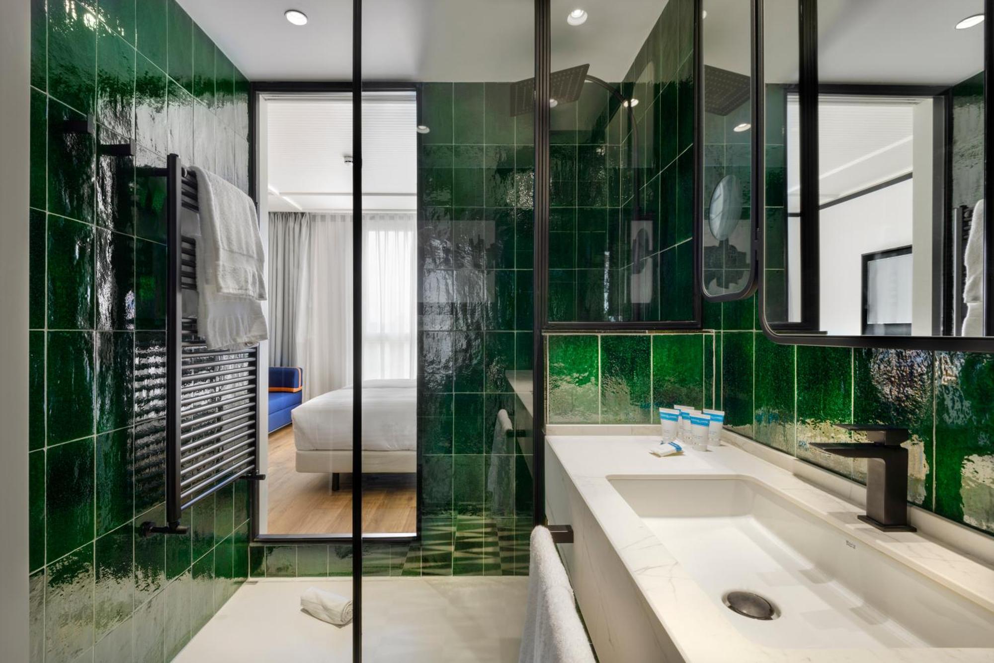 Hotel Tres Reyes San Sebastian Ngoại thất bức ảnh