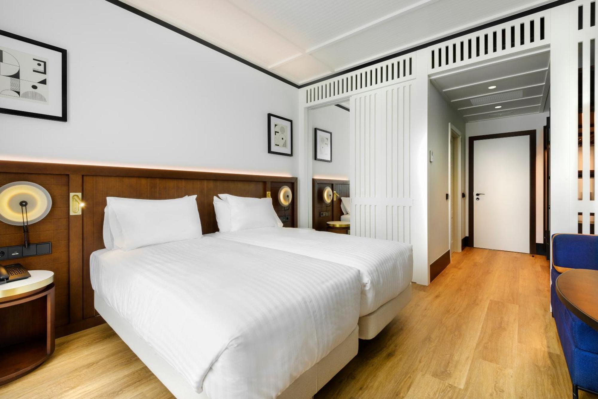 Hotel Tres Reyes San Sebastian Ngoại thất bức ảnh