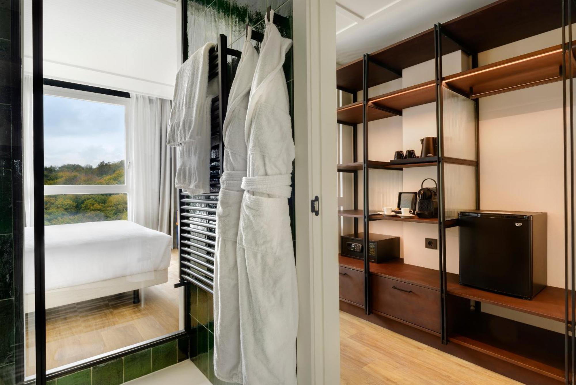 Hotel Tres Reyes San Sebastian Ngoại thất bức ảnh